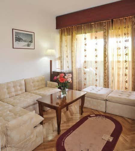 Hotel Grand Cetinje Exteriér fotografie